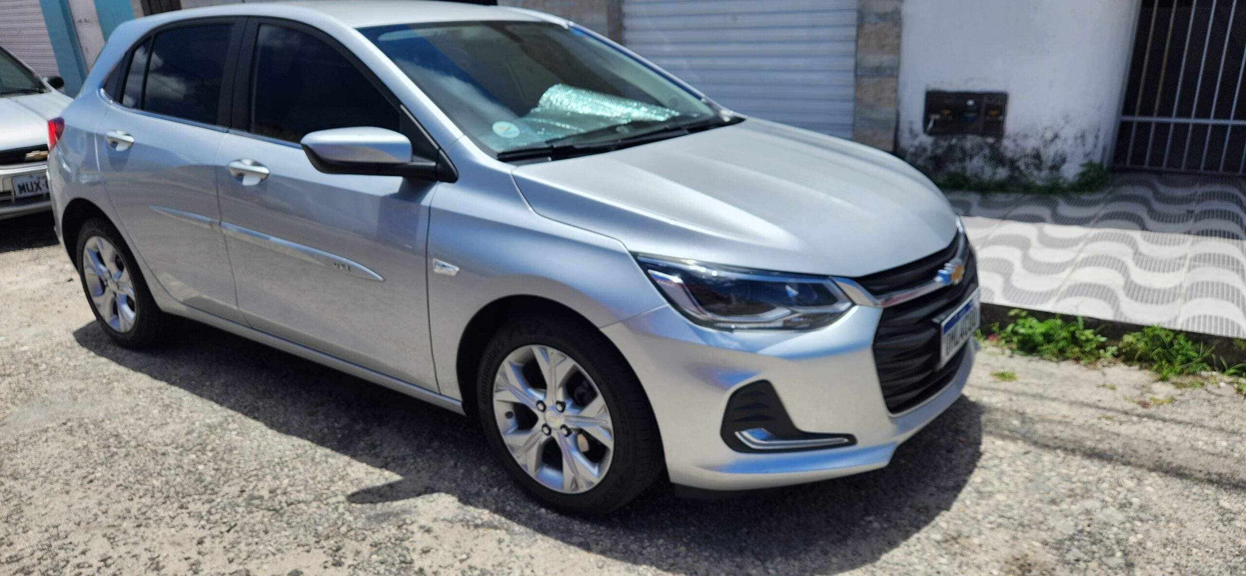 Onix Hatch Premier I