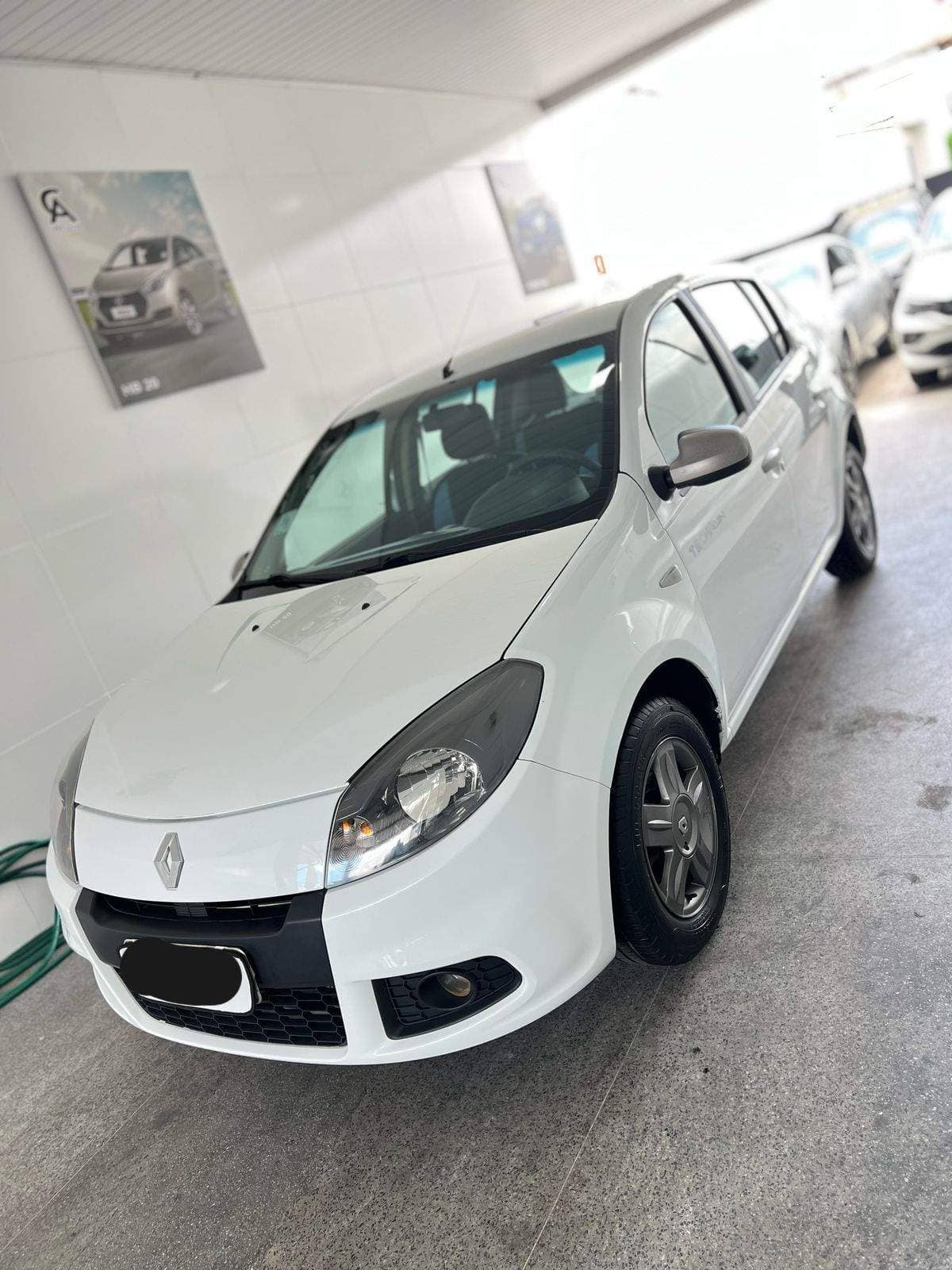 Sandero Tech Run 1.0