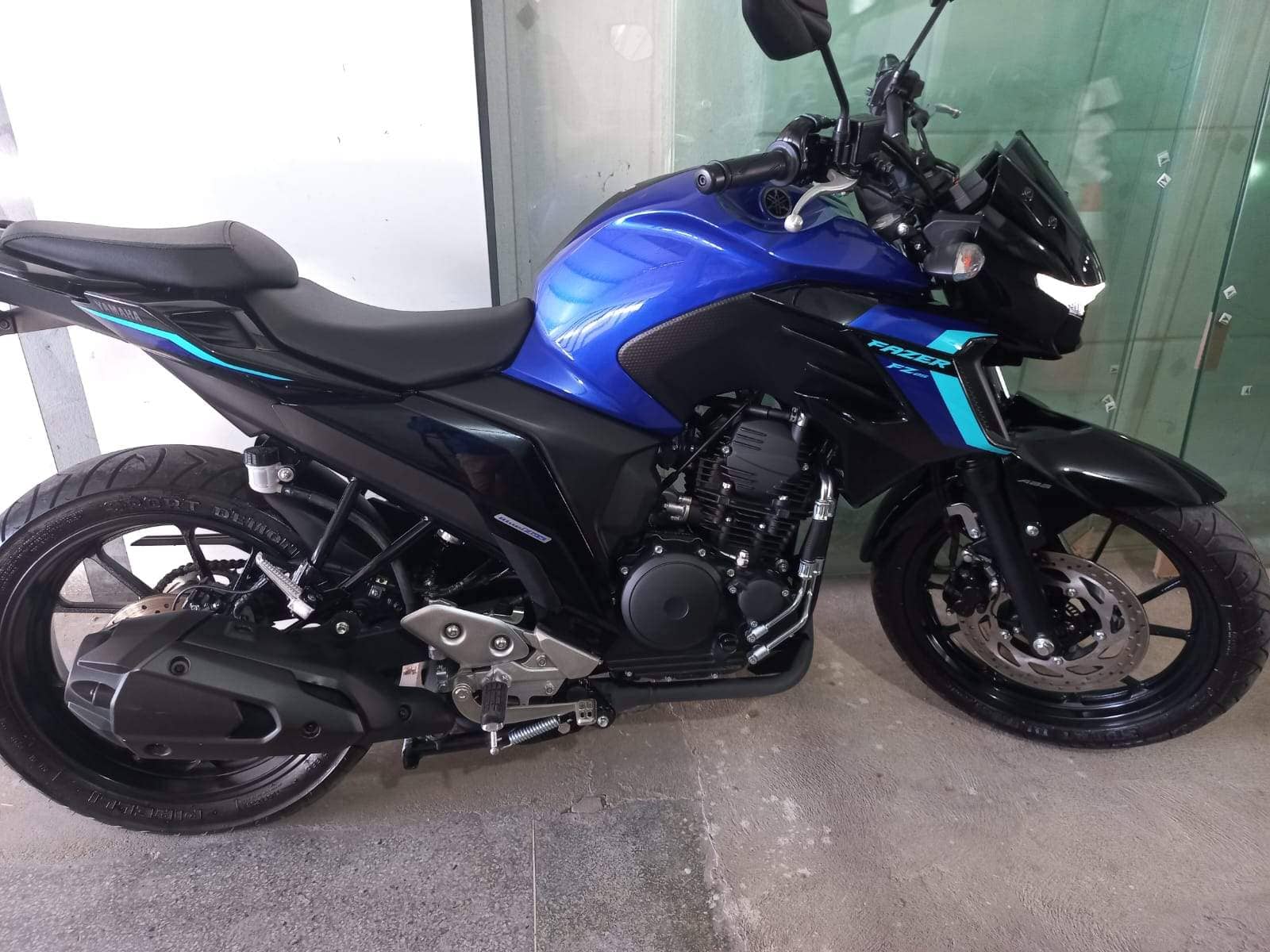 Fazer FZ25