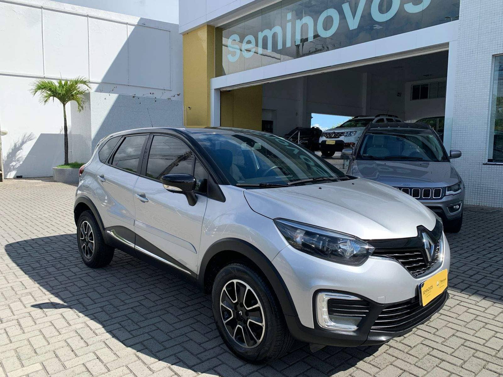 CAPTUR LIFE 1.6 CVT | RENOVEL