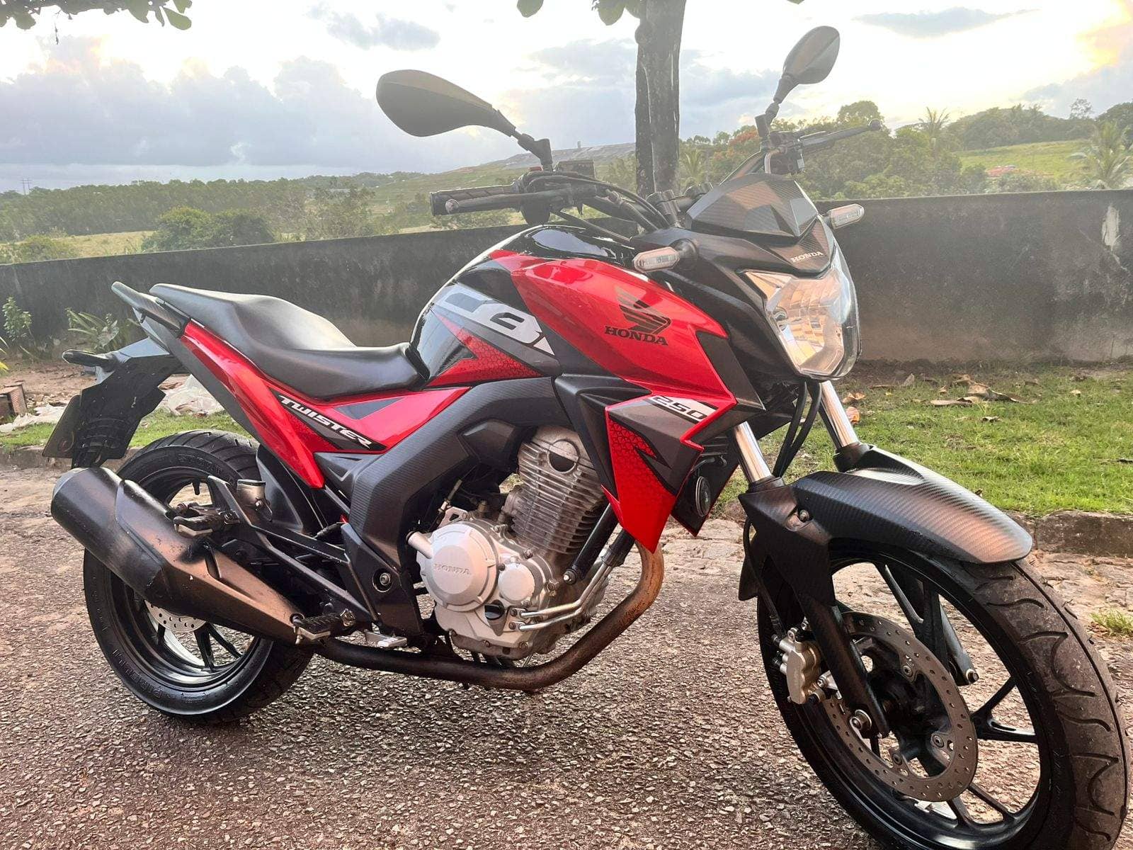 Twister 250
