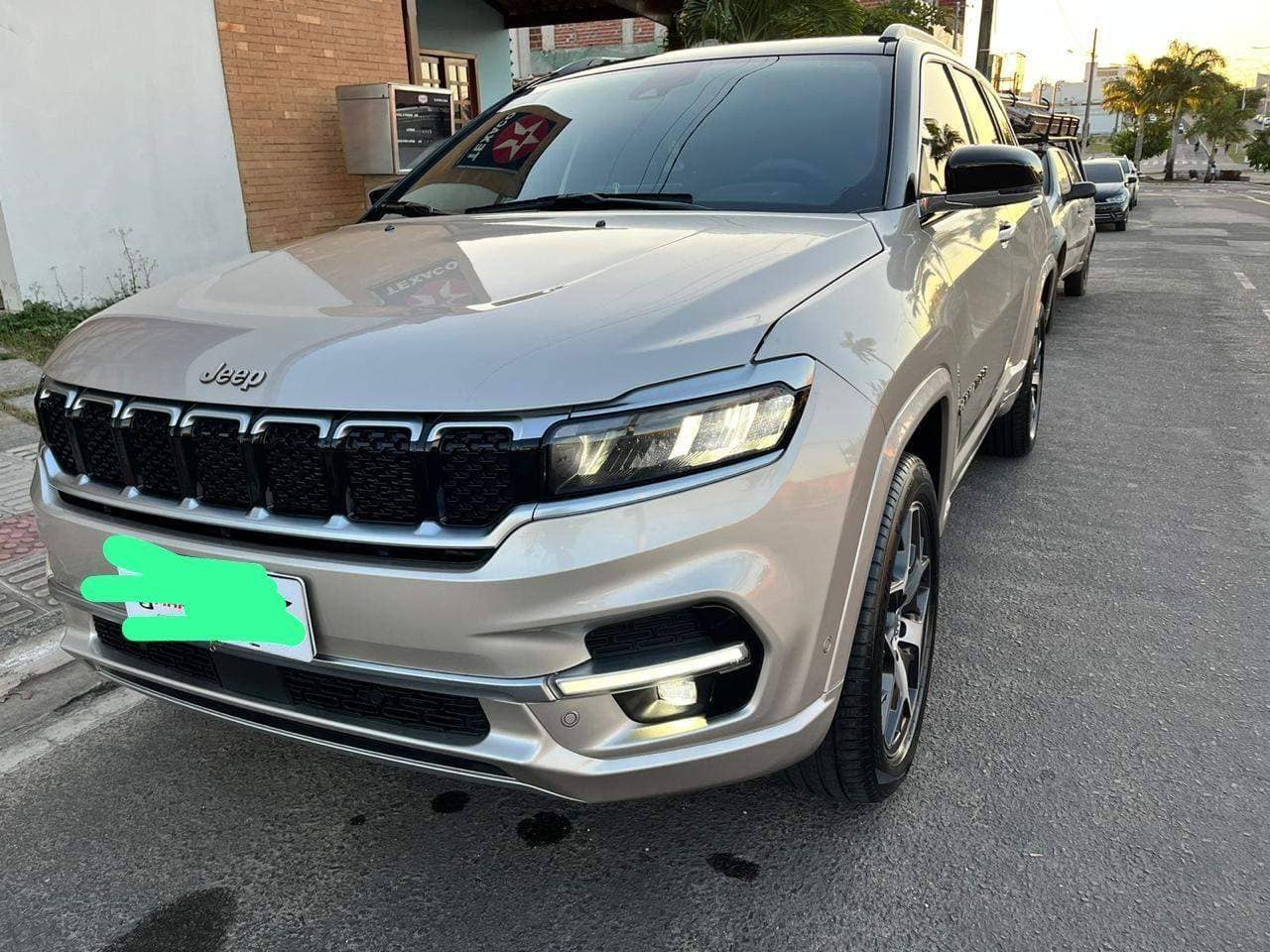 Jeep Commander Overland