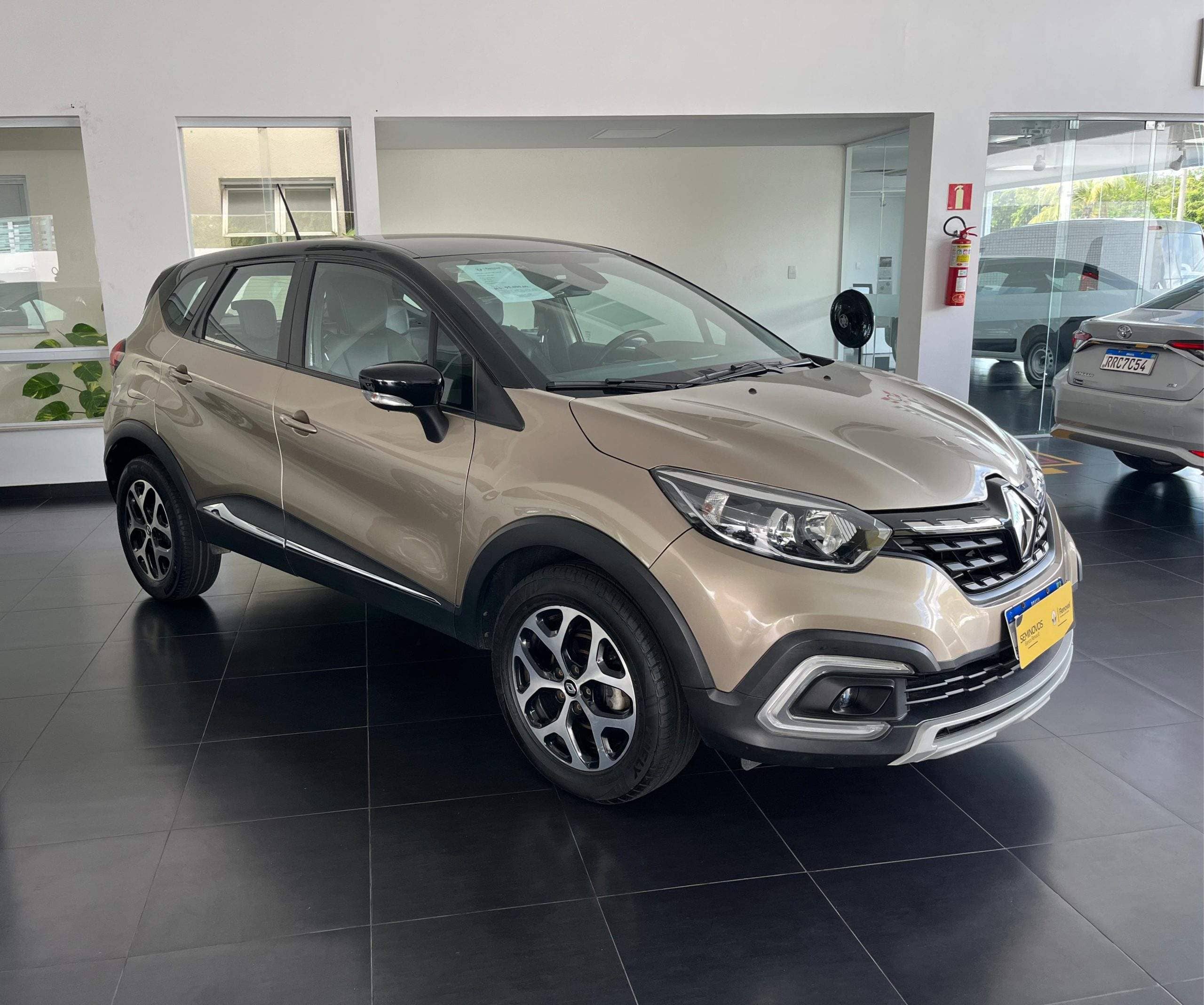 Captur Intense 1.3 CVT